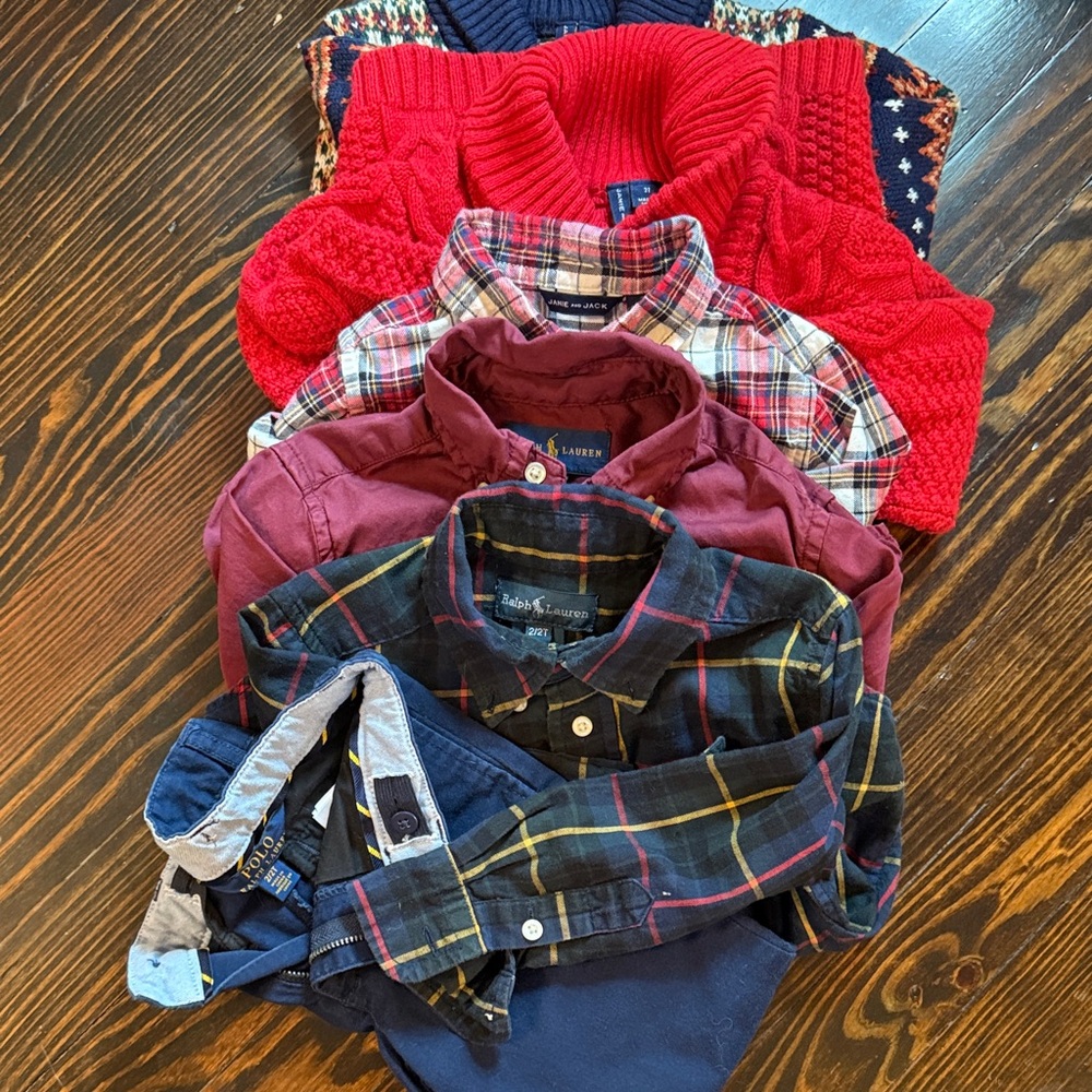 Classic 2T Holiday Collection